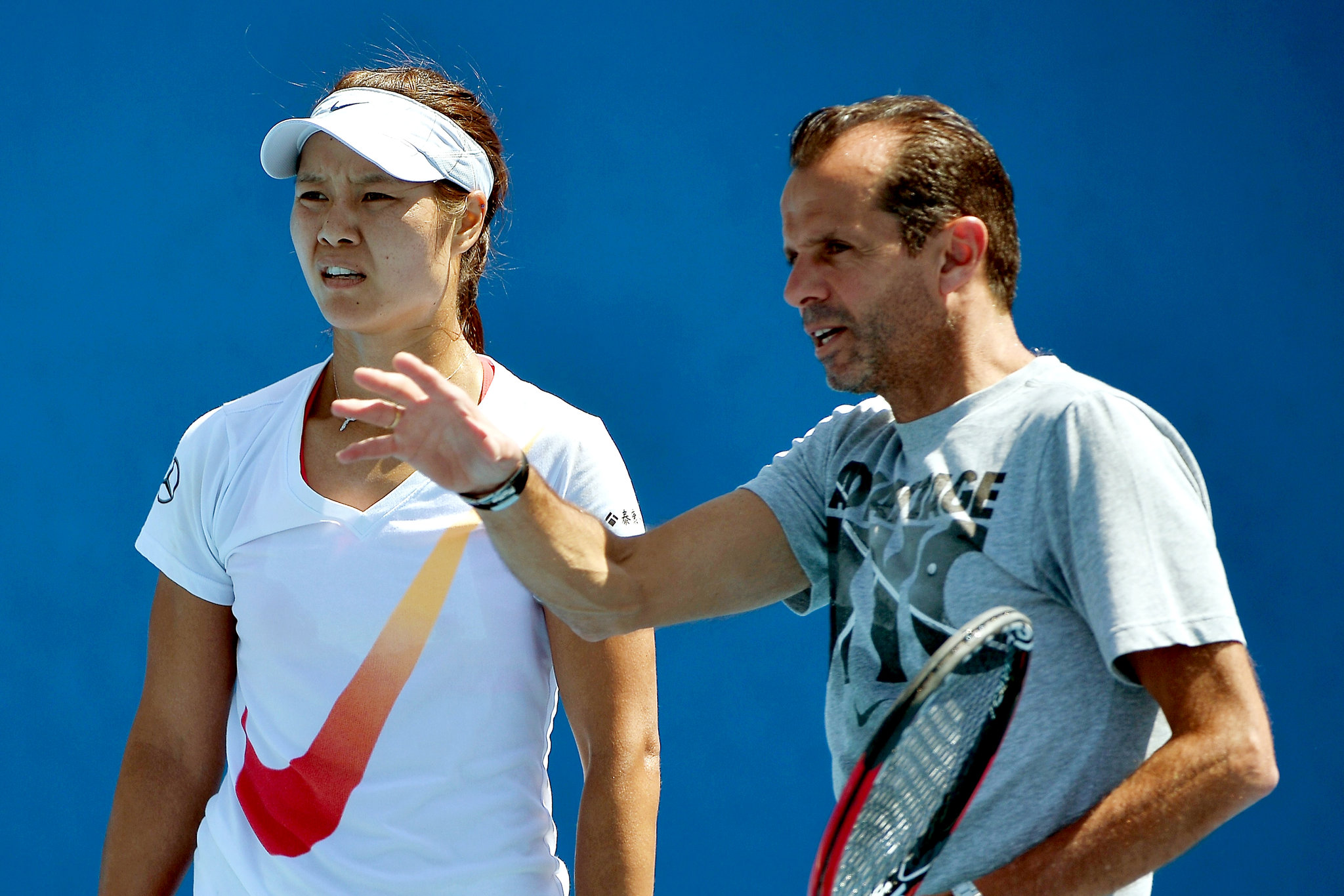 李娜对阵三大劲敌战绩全记录:克里斯特尔斯、阿扎伦卡、莎拉波娃谁最难缠?