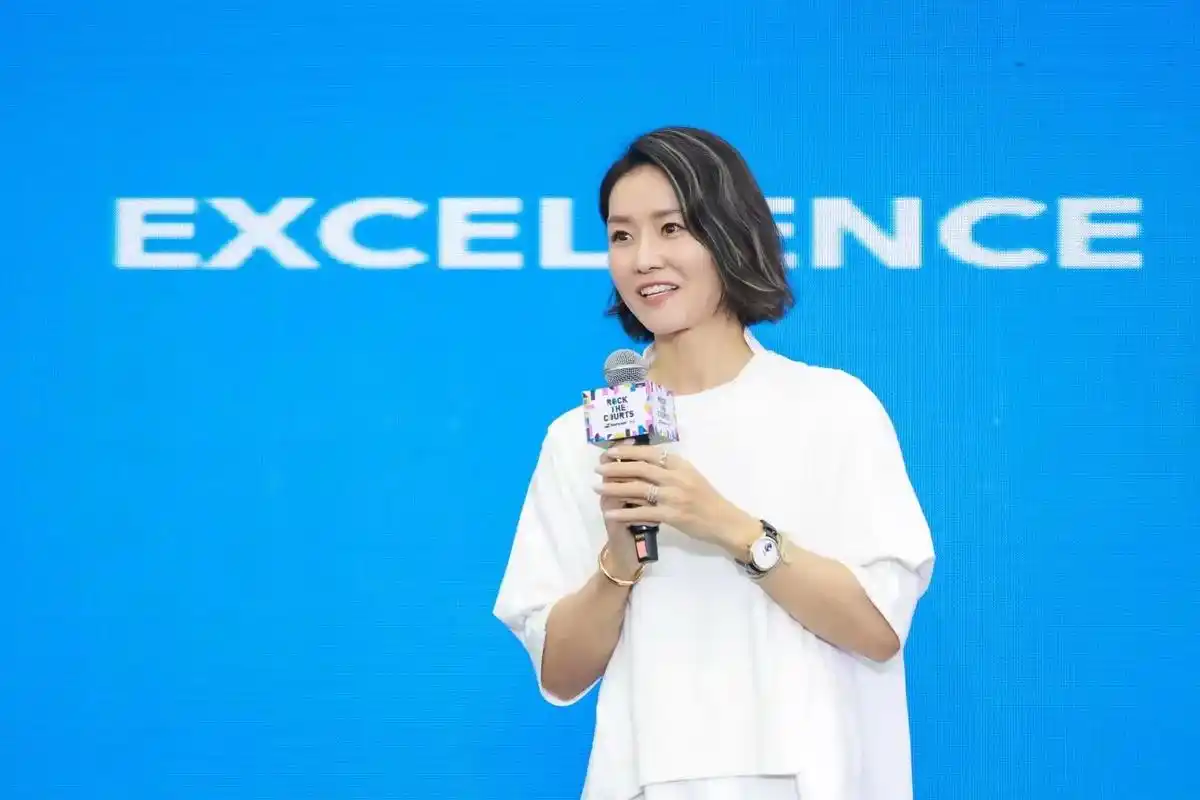 温网十年后的呼唤:李娜观点引领女子网球新变革