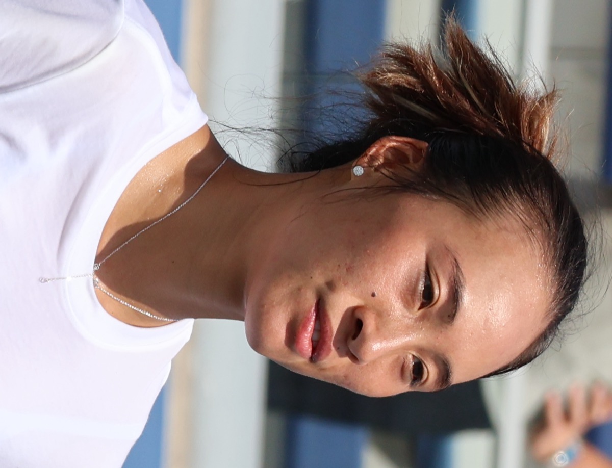 郑钦文奖金破千万美元：她是下一个李娜吗？
